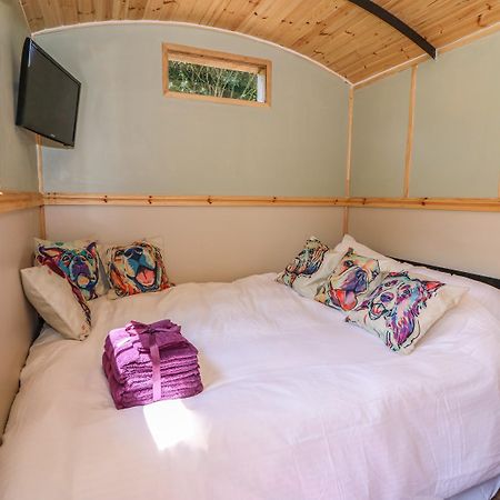 Villa Railway Carriage Abergavenny Esterno foto