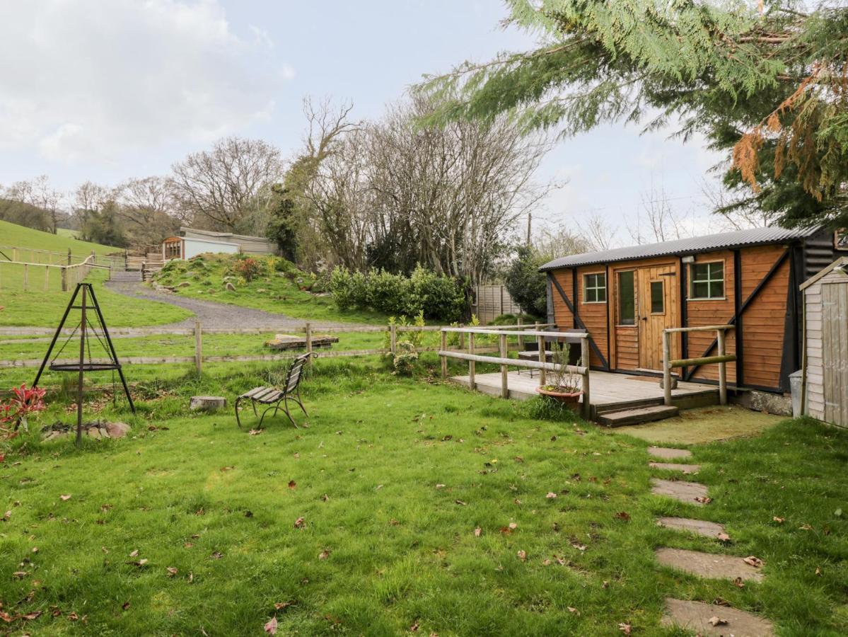 Villa Railway Carriage Abergavenny Esterno foto